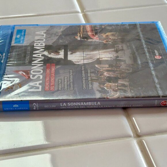 Blu-Ray Sealed La Sonnanambula Bellini Opera New In Packaging - Picture 6 of 9